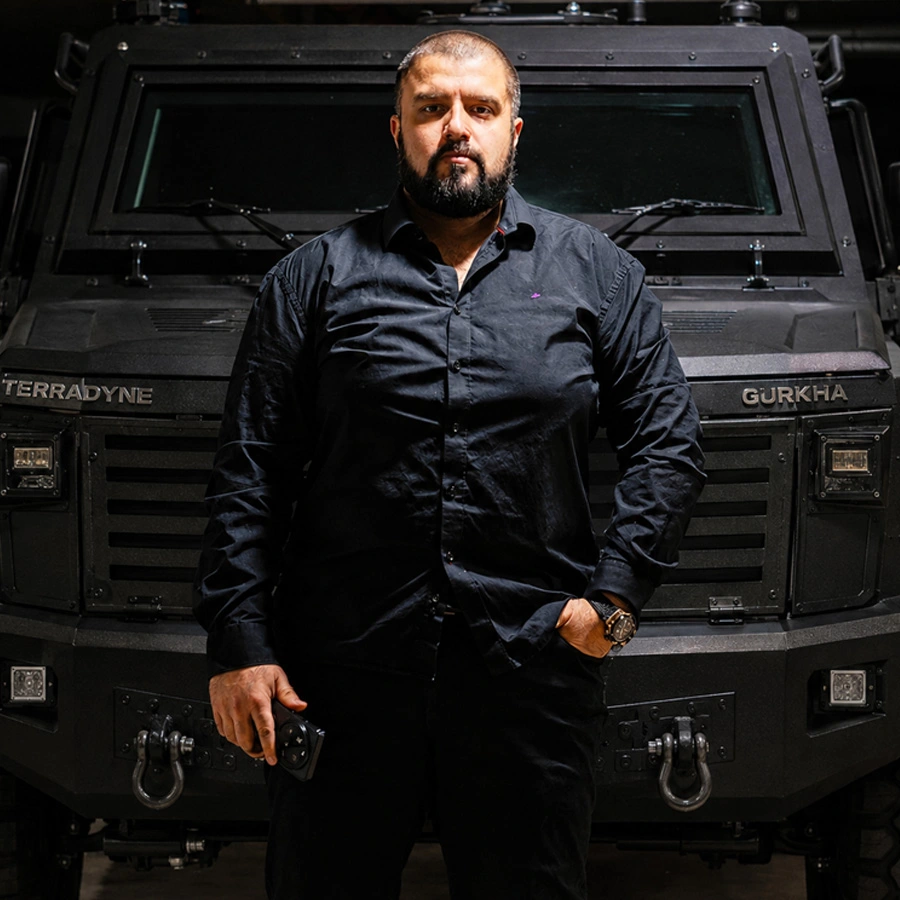 Portrait of the independent developer behind Ciphiron